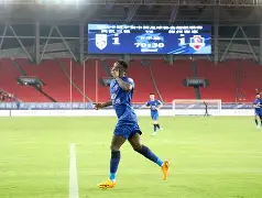 熊猫体育-里程碑夜武汉三镇豪取连胜，NBA常规赛今晚刷纪录，球迷炸锅，赛季目标并未改变