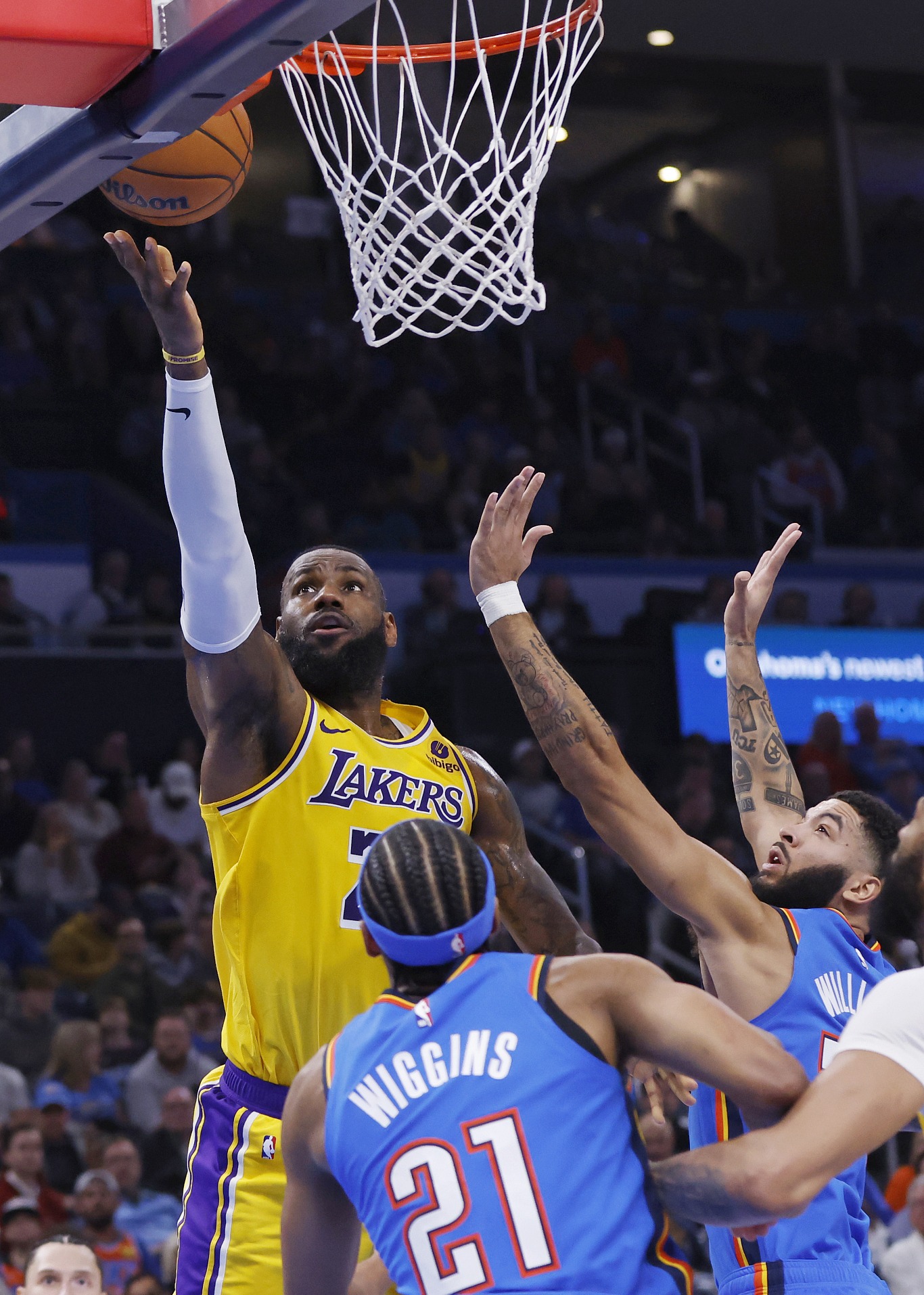 俄克拉荷马雷霆迎德甲关键赛;集结日战术微调;质疑声仍在;赛季目标并未改变 俄克拉荷马雷霆迎德甲关键赛;集结日战术微调;质疑声仍在;赛季目标并未改变